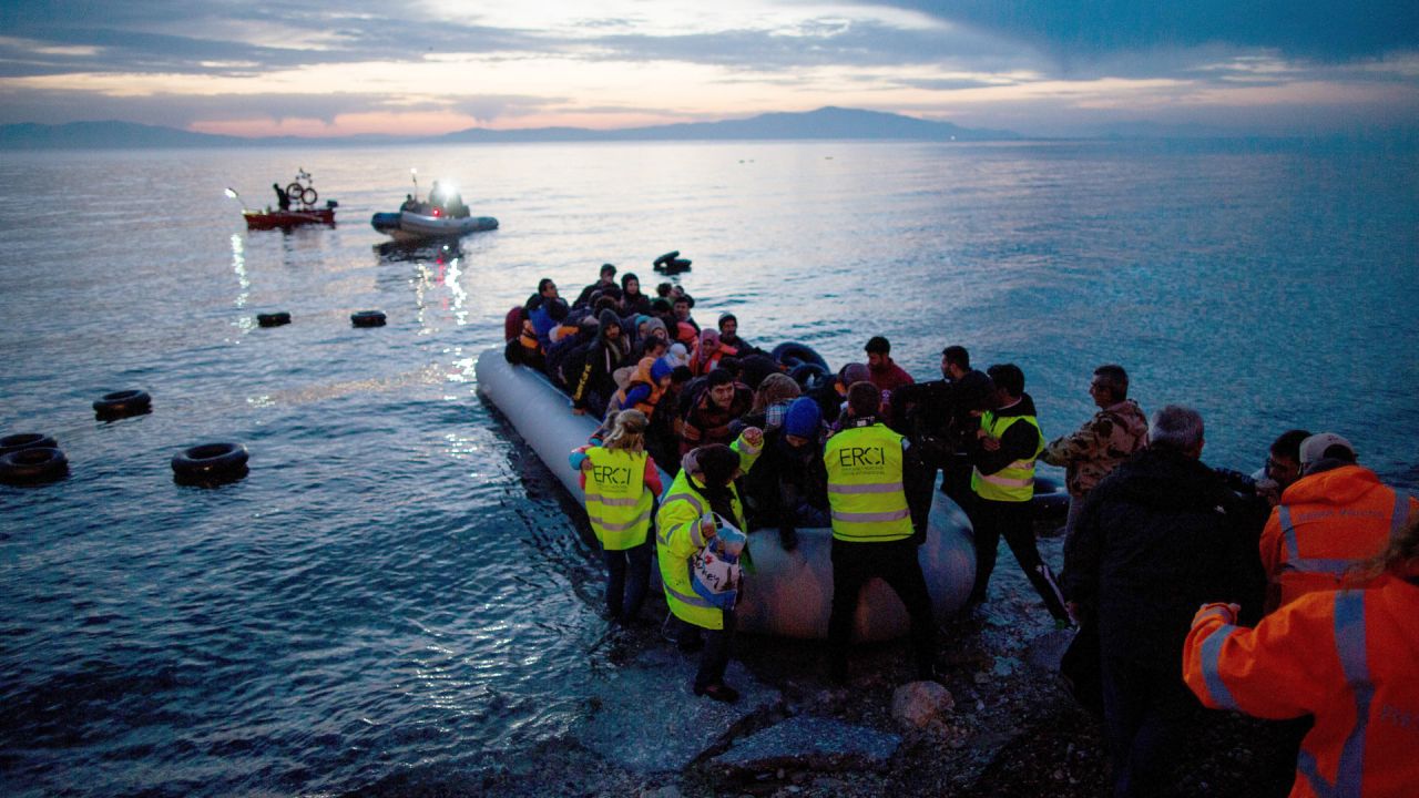 Las autoridades de Turquía han interceptado este martes a 44 migrantes en el mar Egeo, según han confirmado fuentes de seguridad, que han indicado que el Gobierno de Grecia les impidió la entrada en su territorio. | Foto:DPA / KAY NIETFELD
