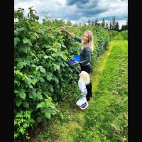 Las fotos de Luisana Lopilato pescando y pasando tiempo en familia