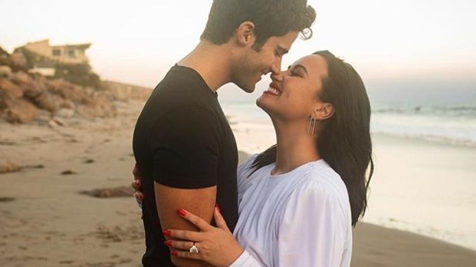 Demi Lovato y Max Ehrich anunciaron su compromiso