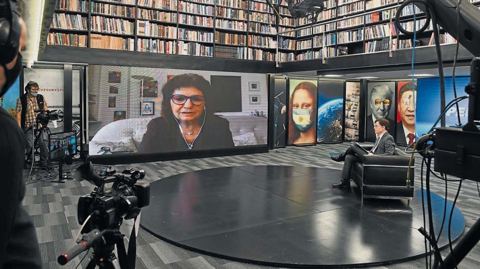 La ex ministra de Seguridad Patricia Bullrich, en la entrevista con Jorge Fontevecchia.