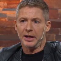 Adrían Suar