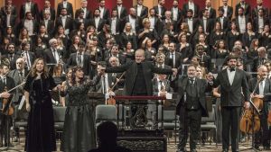 La monumental obra Réquiem, de Giuseppe Verdi, bajo la batuta de Enrique Arturo Diemecke junto a la Orquesta y el Coro Estable del Teatro Colón.
