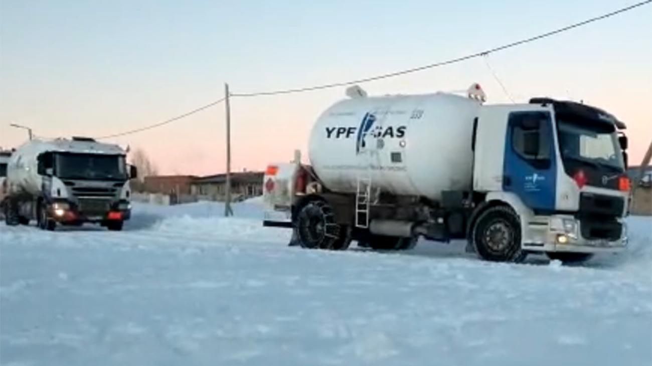 Operativo de YPF por nevadas en el sur de Mendoza, Neuquén y Río Negro.