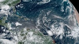 La tormenta Isais se convirtió en huracán categoría 1 en la mañana de este viernes.