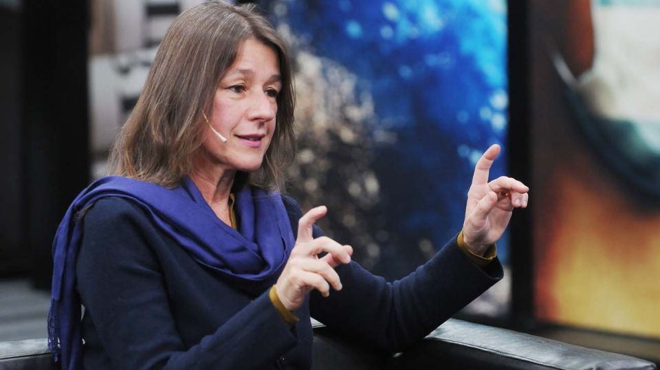 La ministra de Seguridad Sabina Frederic, en la entrevista con Jorge Fontevecchia.