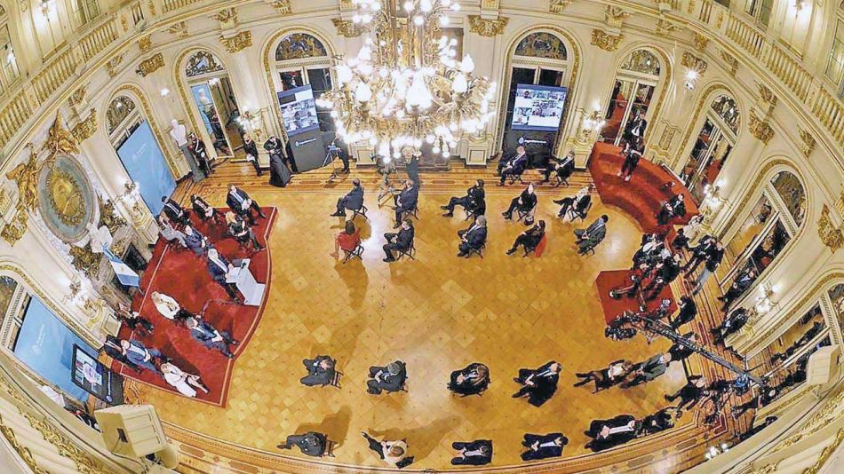 20200802_alberto_fernandez_salon_blanco_rosada_telam_g