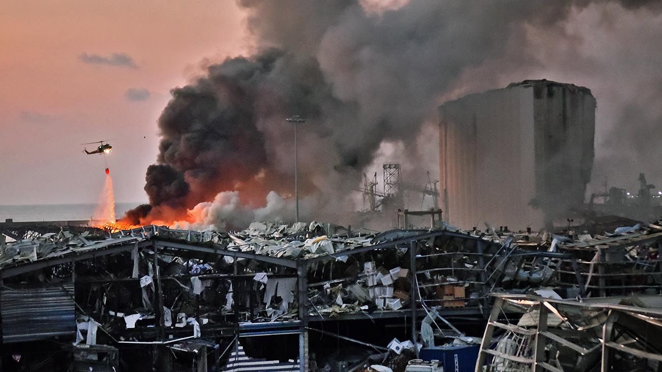 "Tras potentes explosiones en el puerto de la ciudad, la capital libanesa volvió a vivir una de las peores pesadillas de las últimas décadas" 