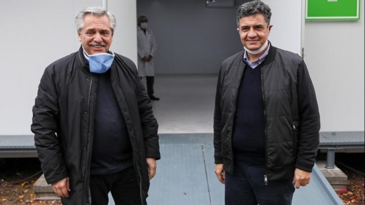 El presidente y el intendente en recorrida por hospitales del partido. | Foto:Vicente López