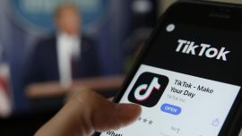 Trump le puse fecha límite al acuerdo de TikTok con Microsoft.