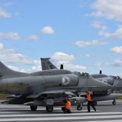 Caza Lockheed Martin A-4AR Fightinghawk (Halcón luchador), cazabombardero estadounidense creado para la Fuerza Aérea Argentina en 1995. 