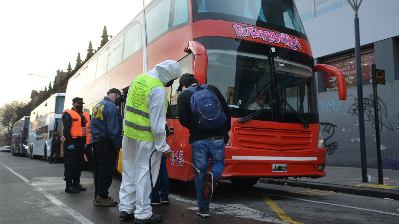 Higiene por covid-19 en transporte y espacios públicos 