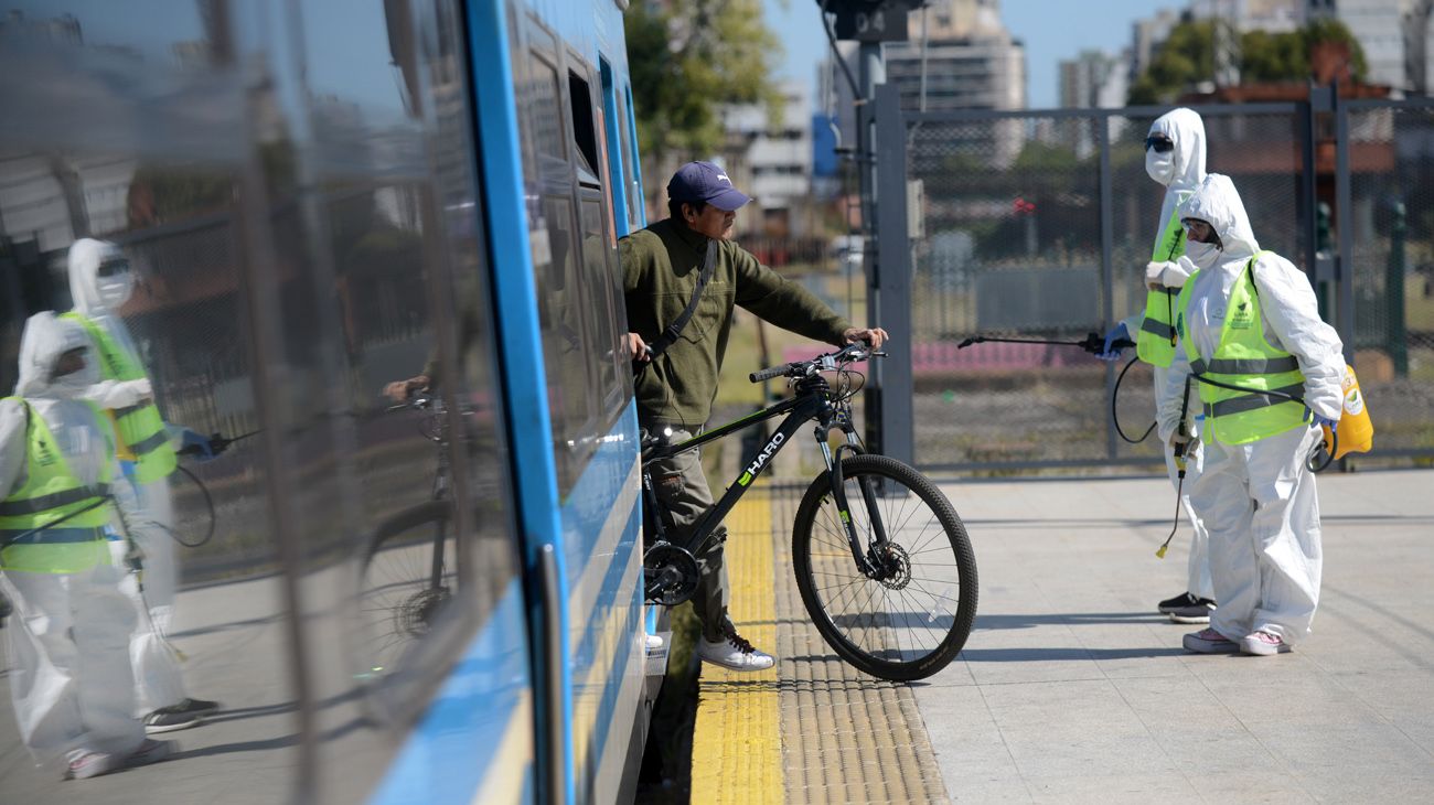 Higiene por covid-19 en transporte y espacios públicos 