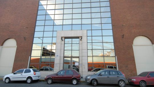 Un fallo en Estados Unidos profundizó la disputa por el control de Canal 9