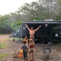 El camino al estrellato de Chris Hemsworth: de trabajar a una granja a interpretar a Thor
