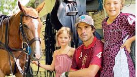 El maravilloso viaje de Delfina Blaquier y Nacho Figueras como embajadores del polo