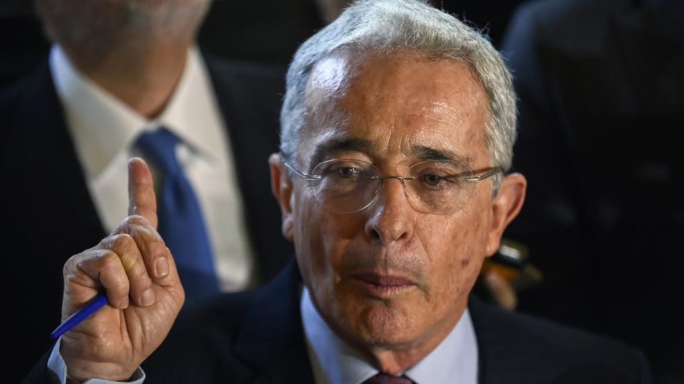 Álvaro Uribe 20200811