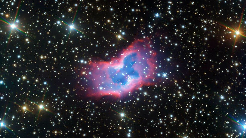 NGC 2899. La nebulosa conocida como la Mariposa Espacial.