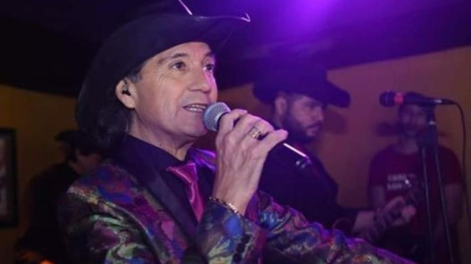 Murió Carlitos Márquez, cantante de Los Forasteros