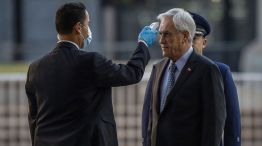 Piñera se somete a revisión al ingresar al palacio de gobierno