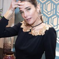 Mirá el look "destellos dorados" de Juana Viale para "La Noche de Mirtha"