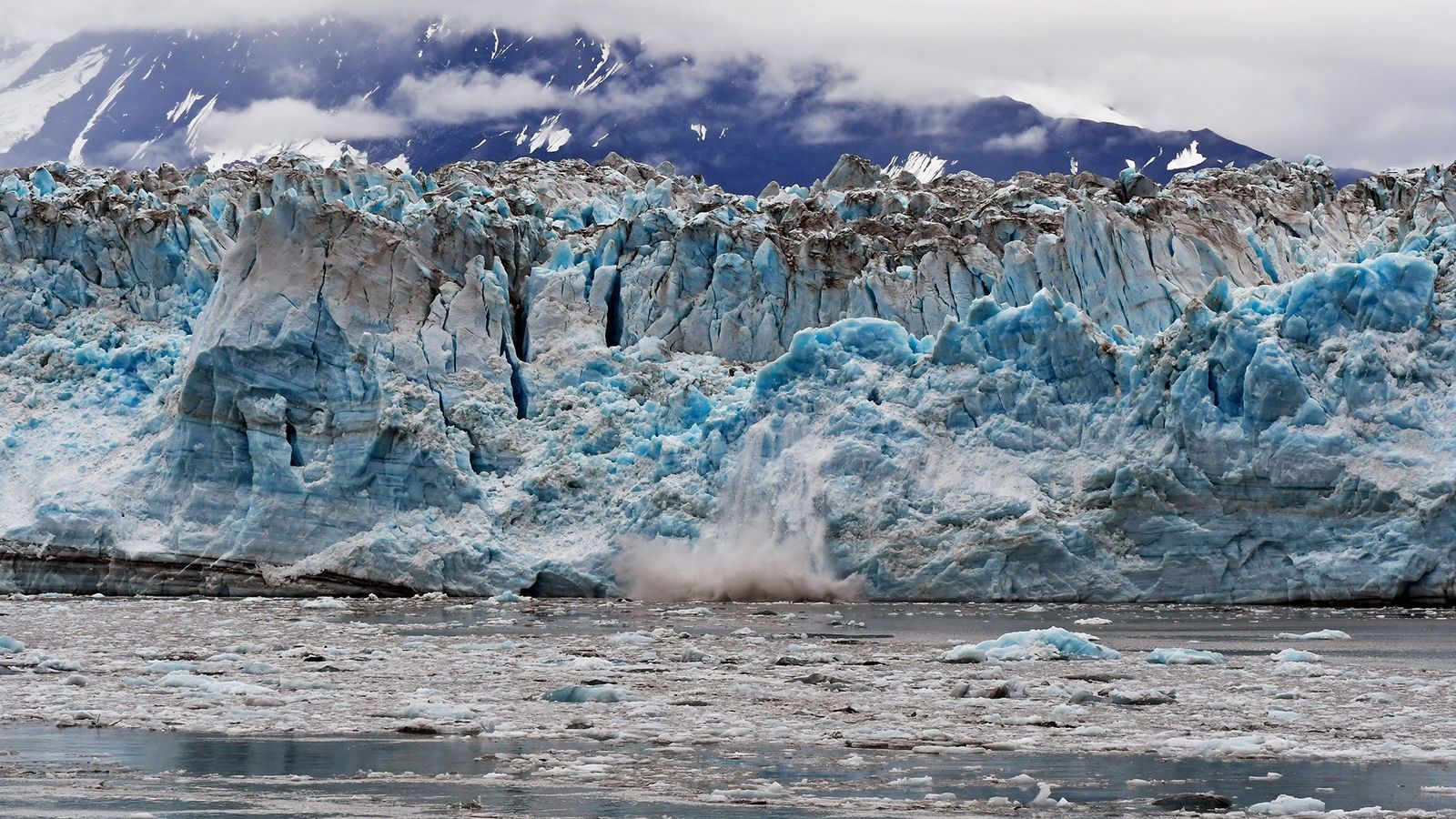 La capa de hielo que cubre Groenlandia ya se está derritiendo 7 veces más rápido que en la década de 1990.