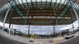 Después de 15 años, finalmente el Aeropuerto de Berlín comenzará a recibir pasajeros con su inauguración en octubre próximo.