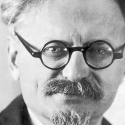  León Trotsky 
