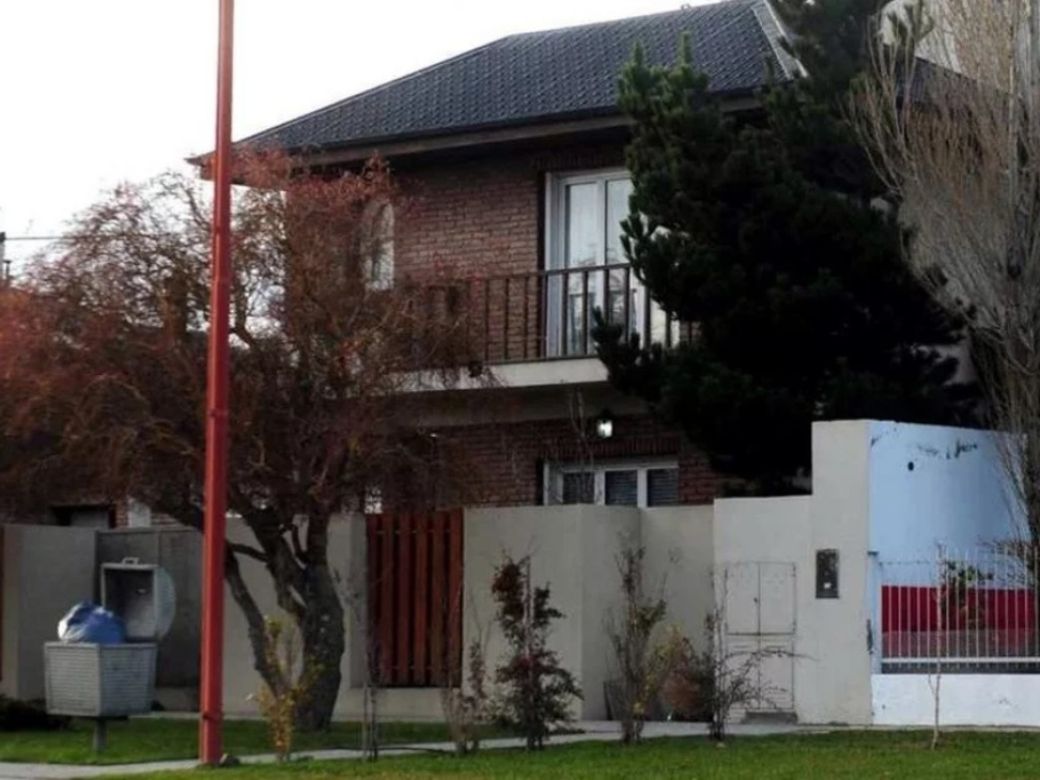 Usurpación y destrozos: qué pasó con una casa de los Kirchner en Río  Gallegos | Perfil