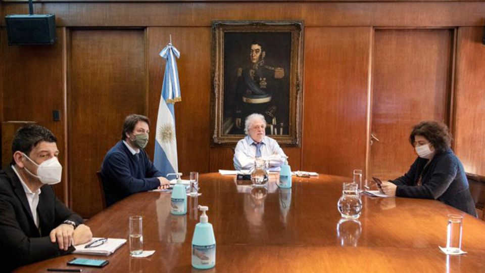 González Garcia y Vizzotti, este jueves en la reunión del Consejo Federal de la Salud.