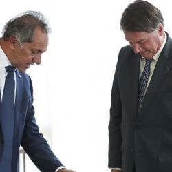 Daniel Scioli presents his credentials to Brazil President Jair Bolsonaro.