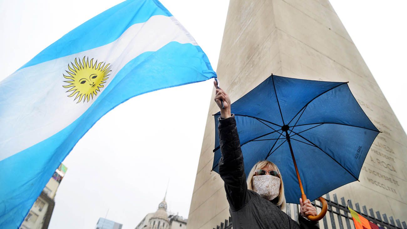 Del 17A al 26A: las mejores postales que dejan las marchas en cuarentena.