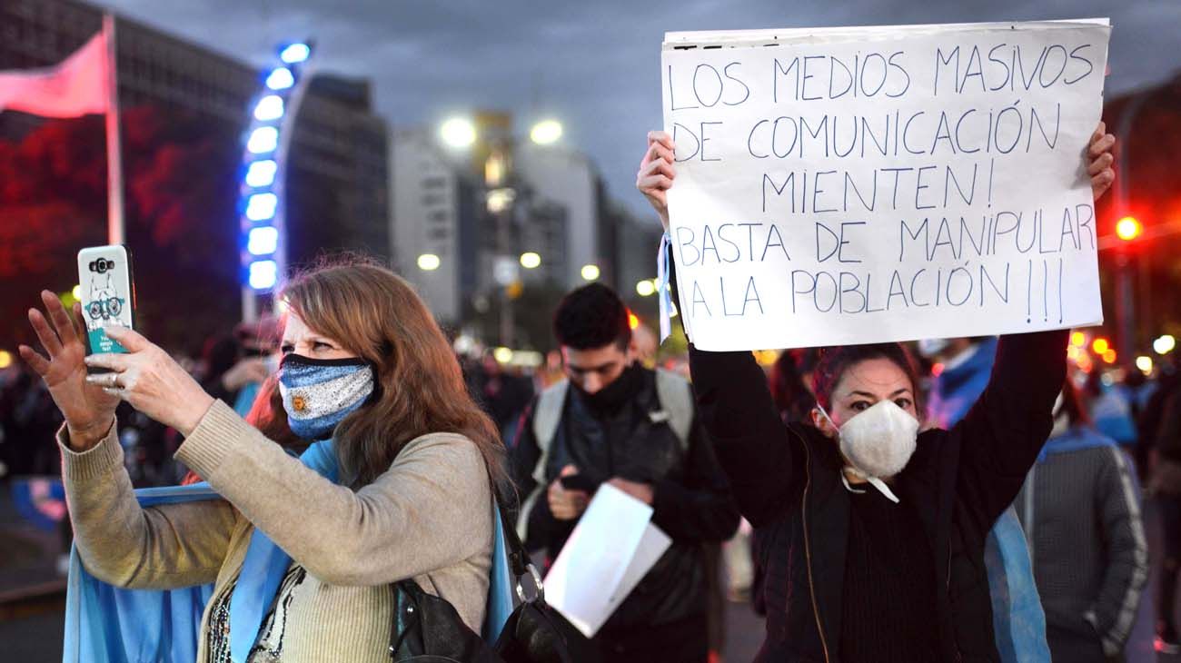 Del 17A al 26A: las mejores postales que dejan las marchas en cuarentena.