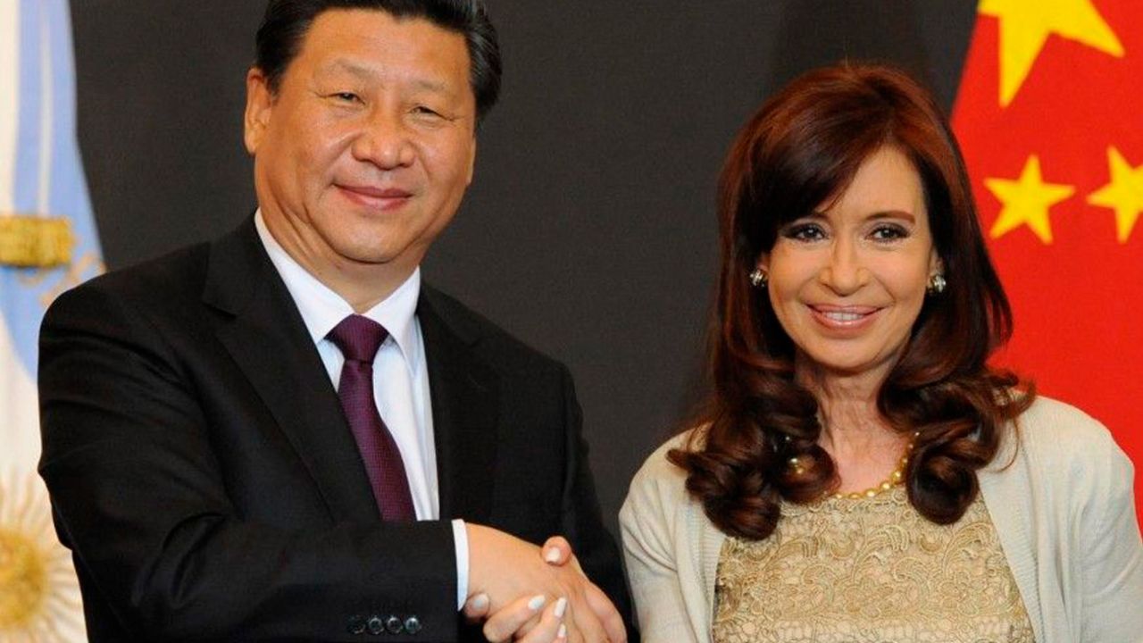 Cristina Kirchner con Xi Jinping. | Foto:cedoc