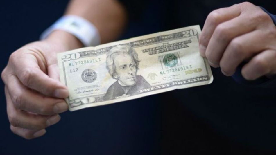 Dólar