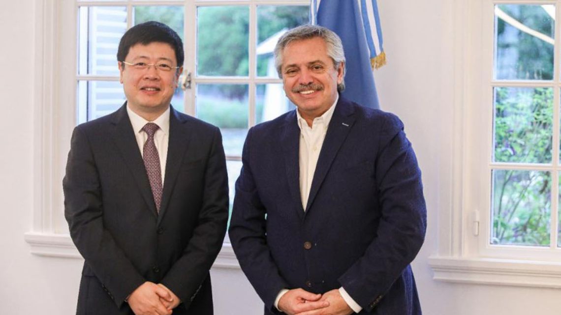 Chinese Ambassador, Zou Xiaoli and Alberto Fernandez. 