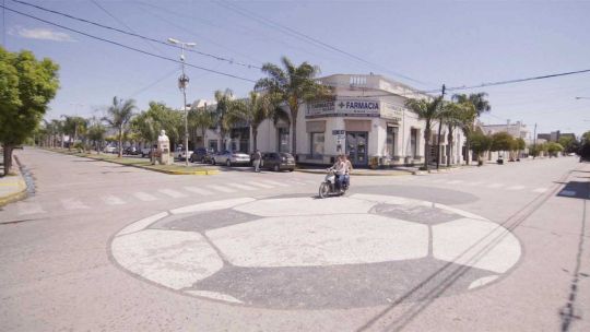 Todo redondo. La pelota que hoy se usa en el mundo se inventó en bell ville hace noventa años.