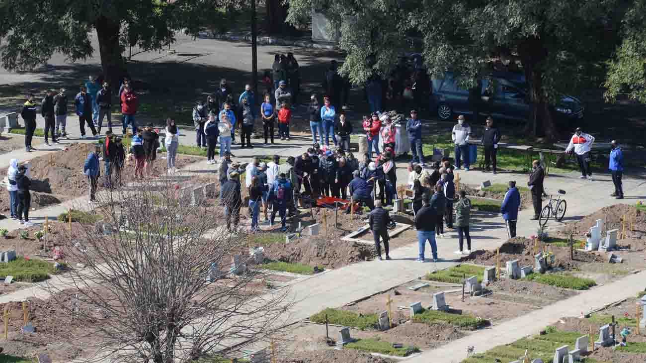 reapertura cementerio de flores