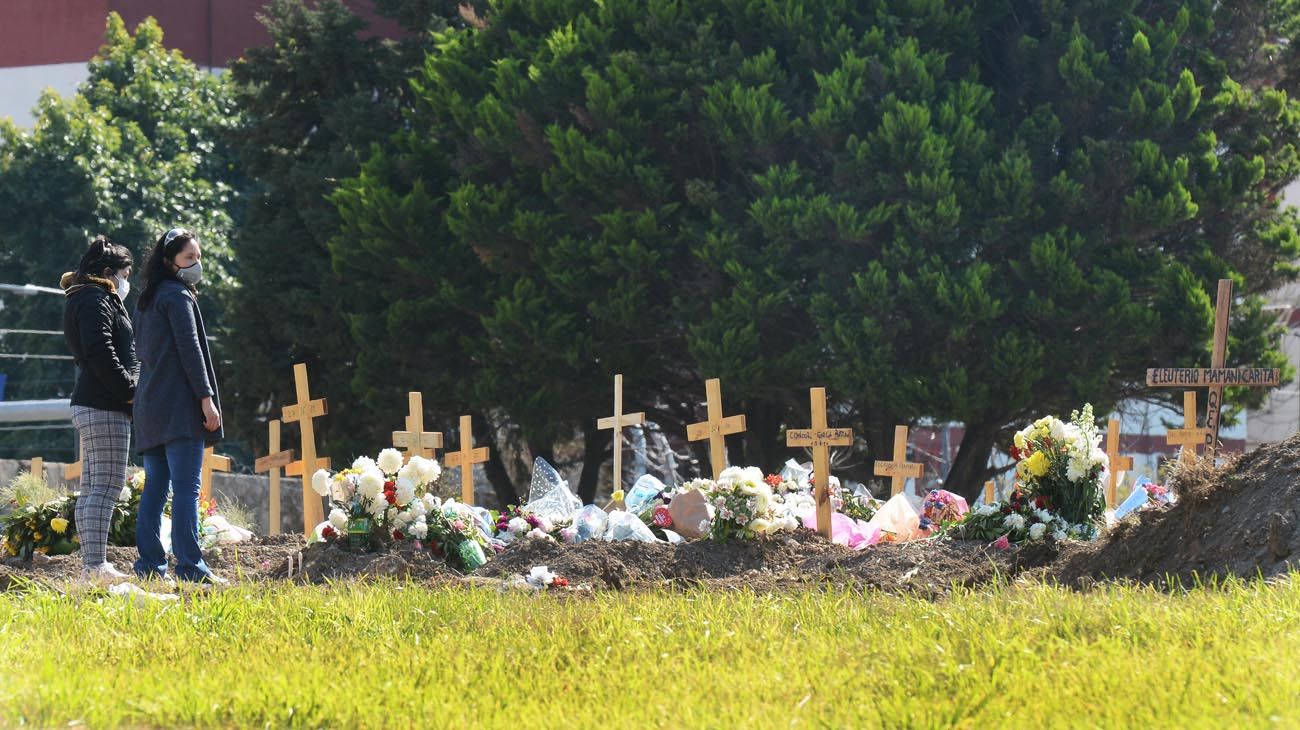 reapertura cementerio de flores