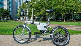 La idea es que los usuarios puedan alquilar una bicicleta a través de una app y esta, de forma autónoma, se dirija hacia la ubicación de la persona.