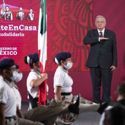 El presidente Andrés Manuel López Obrador durante una ceremonia para marcar el inicio del calendario escolar en el Palacio Nacional en la Ciudad de México. | Foto:PRESIDENCIA DE MÉXICO / AFP