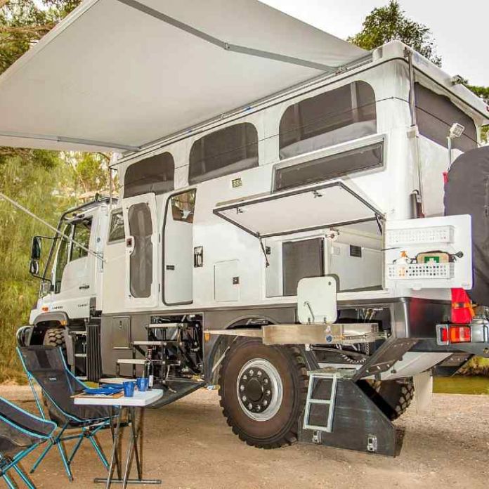 Unimog XPR440 un camper dise ado para recorrer los senderos m s