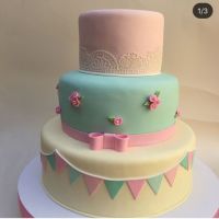 Cakes By Mariana