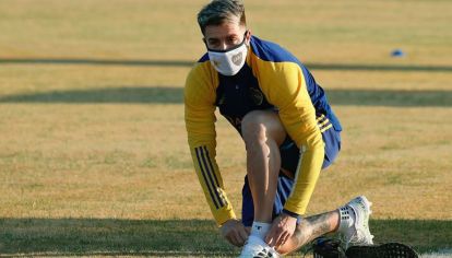 Julio Buffarini, defensor de Boca, se entrena con barbijo en el predio del club en Ezeiza. // Instagram Boca Juniors