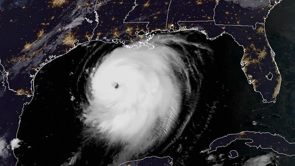 El huracán Laura avanza a paso veloz hacia las costas de Estados Unidos.
