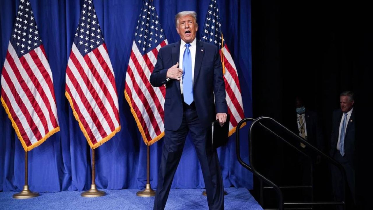 Trump al ser reconocido por la convención republicana.  | Foto:AFP