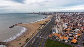Así está Mar del Plata: vacía por el retroceso en las etapas de la cuarentena.