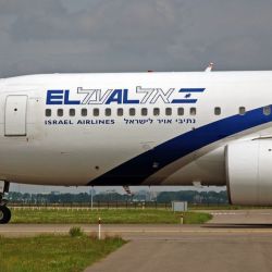 El histórico vuelo partió del aeropuerto de Tel Aviv y aterrizó en Abu Dabi.