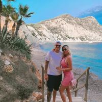 ¿Dedicado a Maxi López? El polémico mensaje de Wanda en una foto con Mauro Icardi