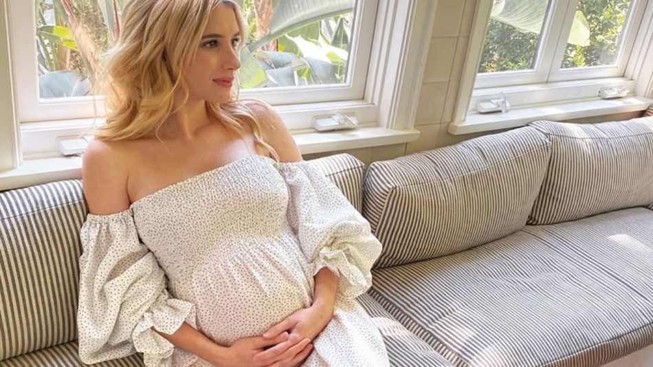 Emma Roberts mostró por primera vez su pancita de embarazada