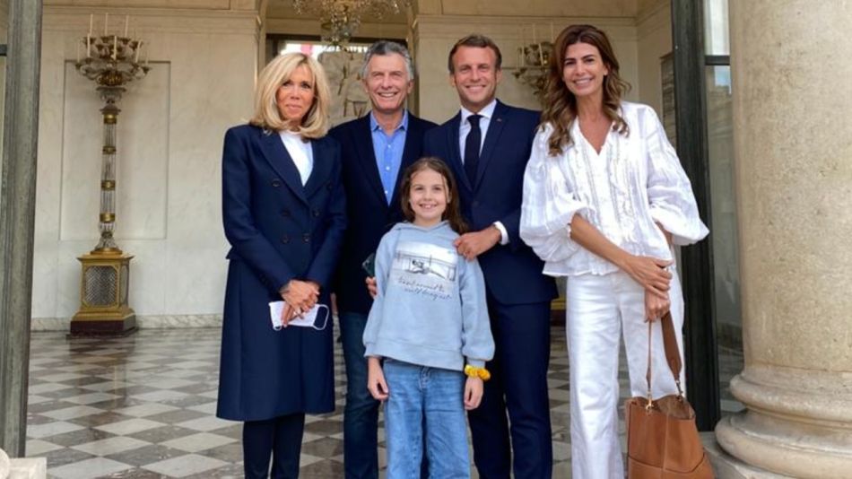 Macri, Juliana Awada y la familia Macron